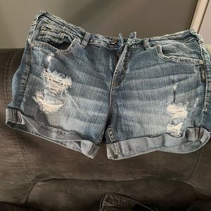 Women’s Silver shorts